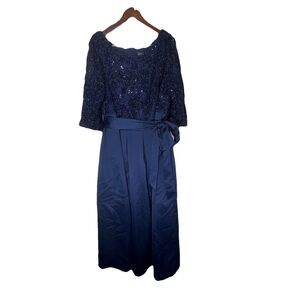 Jessica Howard Plus Size Lace Round Neck Sequin  Satin Belt Ball Gown 22/24